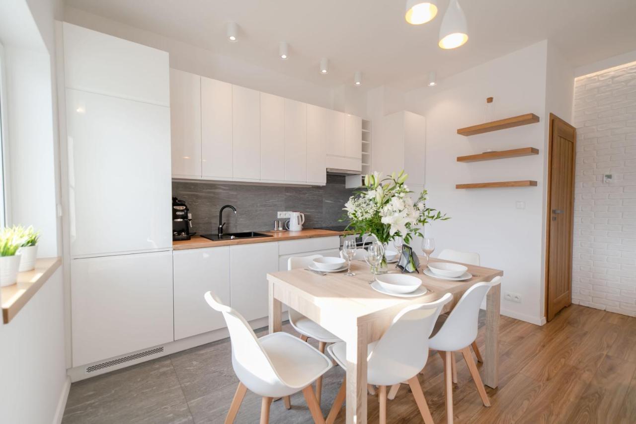 Apartment Na Szczycie Z Balkonem - Dream